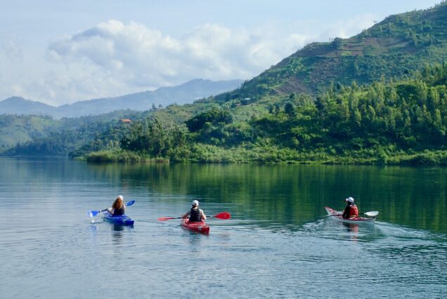 Kayak Tour Lake Kivu Rwanda